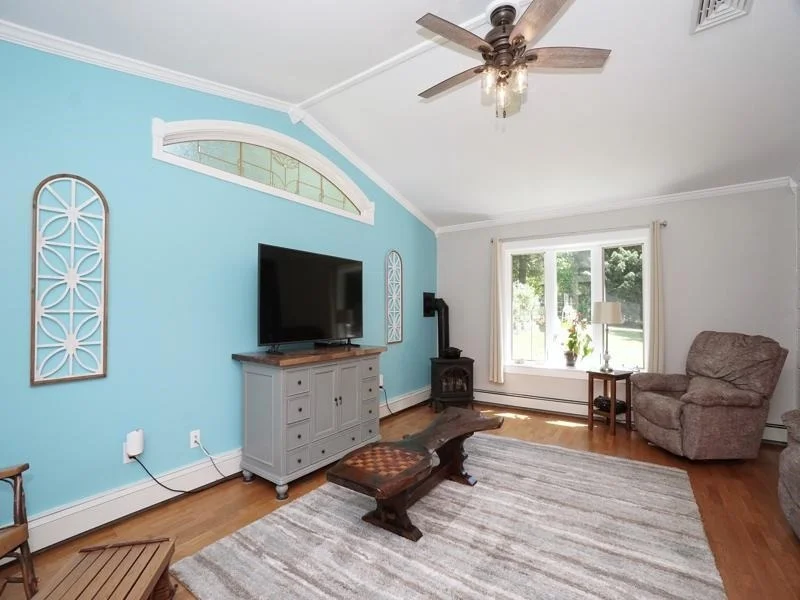 Photo of 1 Marblehead
