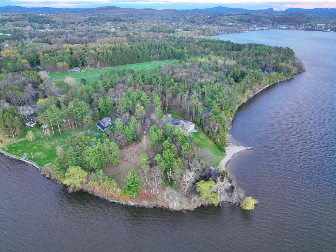 Photo of 1413 Bluff