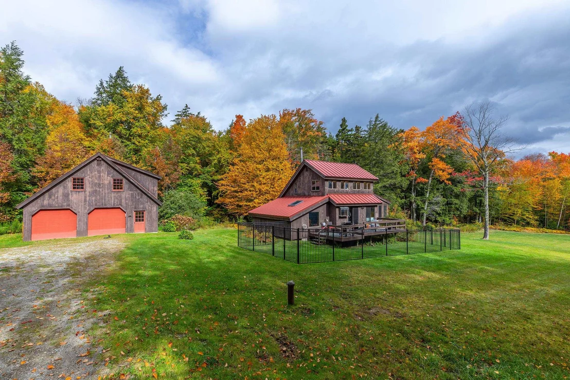 Photo of 628 Moss Brook