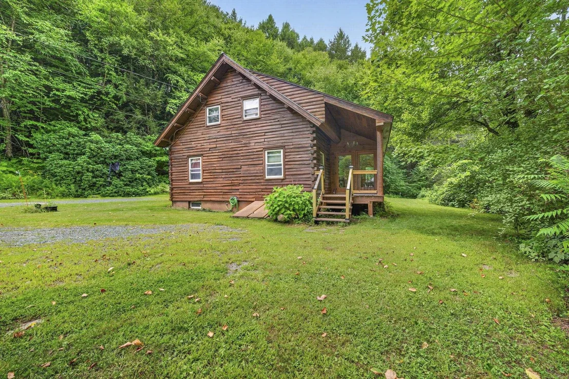 Photo of 220 Hill