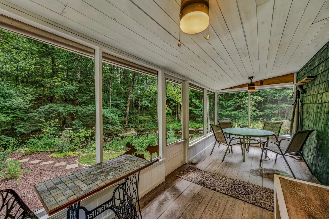 Photo of 180 Mill Brook