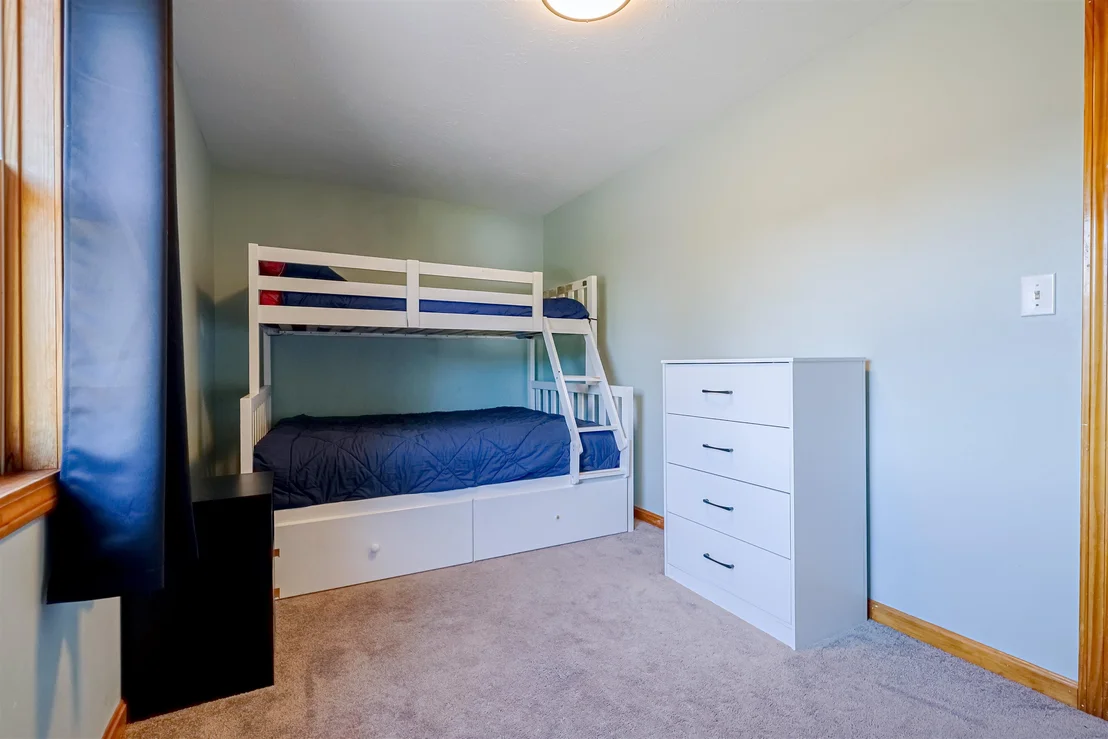 Photo of 1 Bretton