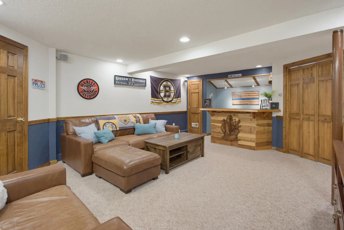 Photo of 41 John