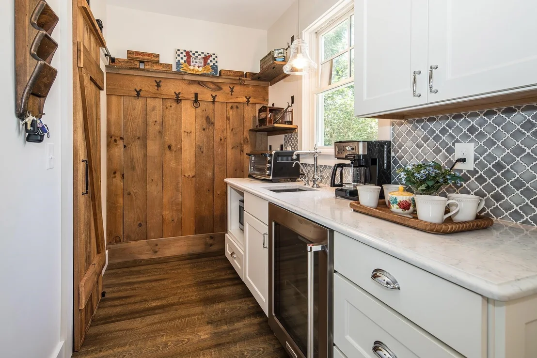 Photo of 1 W. Crystal Haven