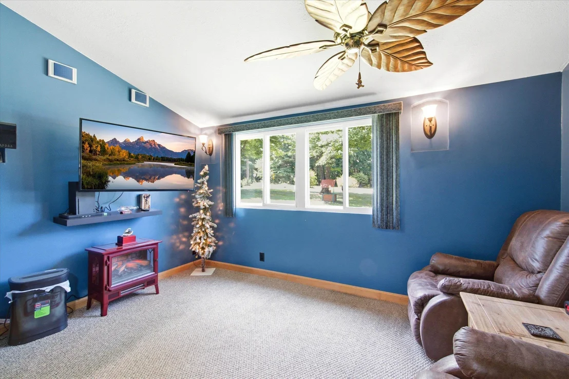 Photo of 30 Danis Park