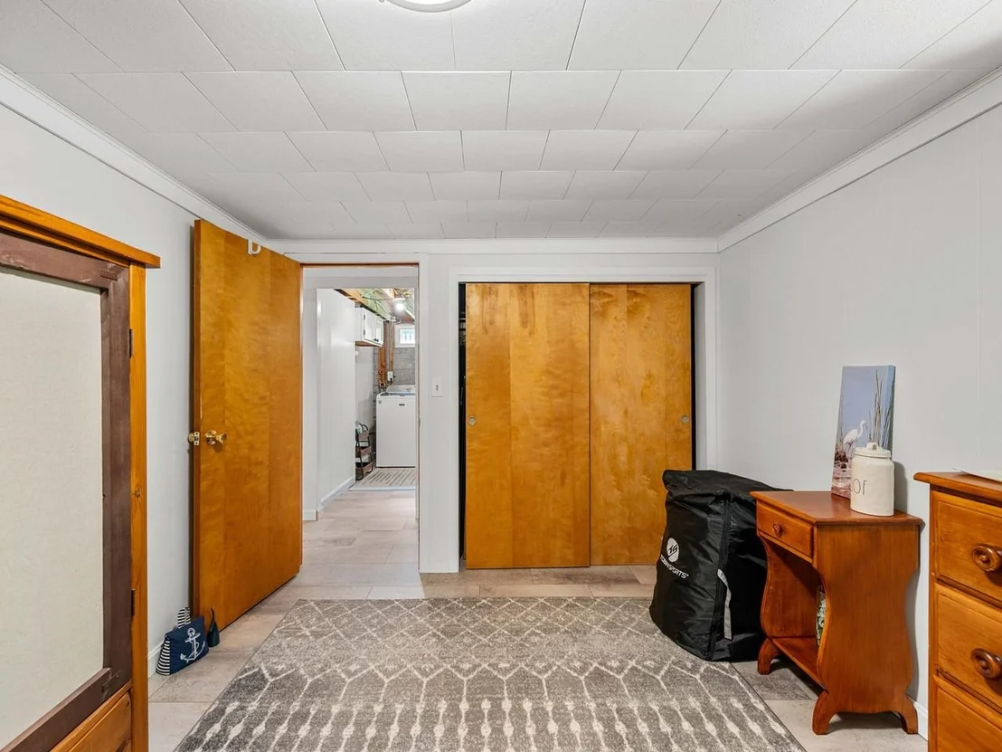 Photo of 5 Spruce