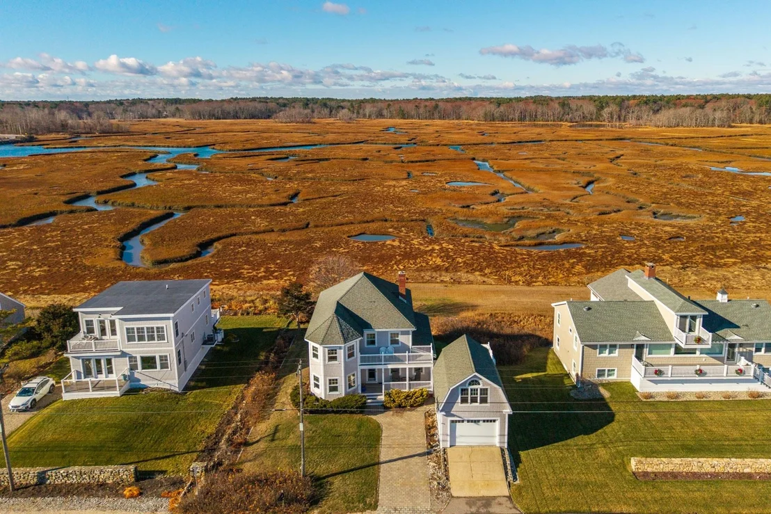 Photo of 1643 Ocean