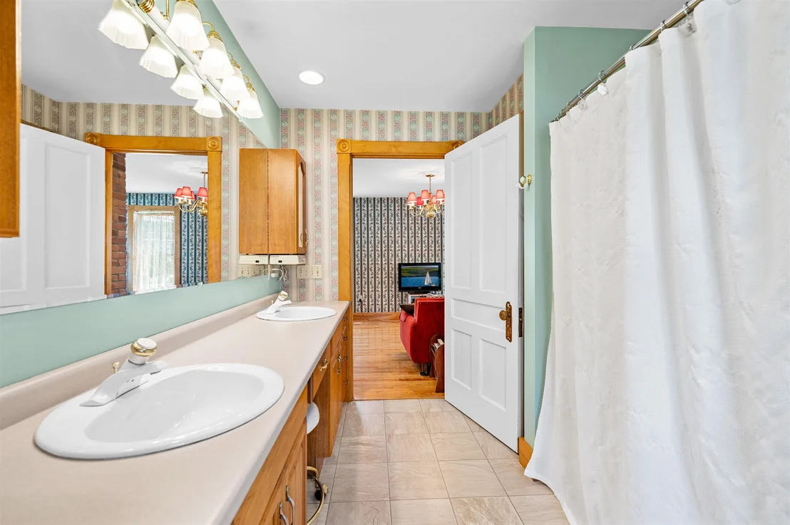Photo of 55 Maple