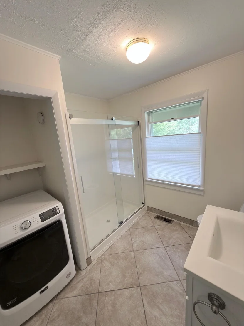 Photo of 699 Glenbrook