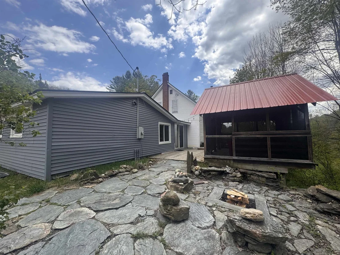 Photo of 2113 Stony Brook