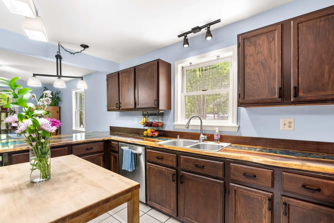 Photo of 9 Pondview