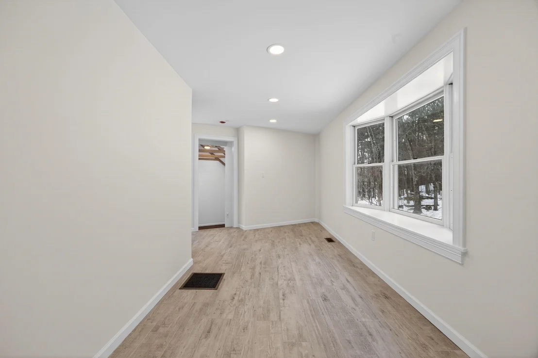 Photo of 166 Londonderry