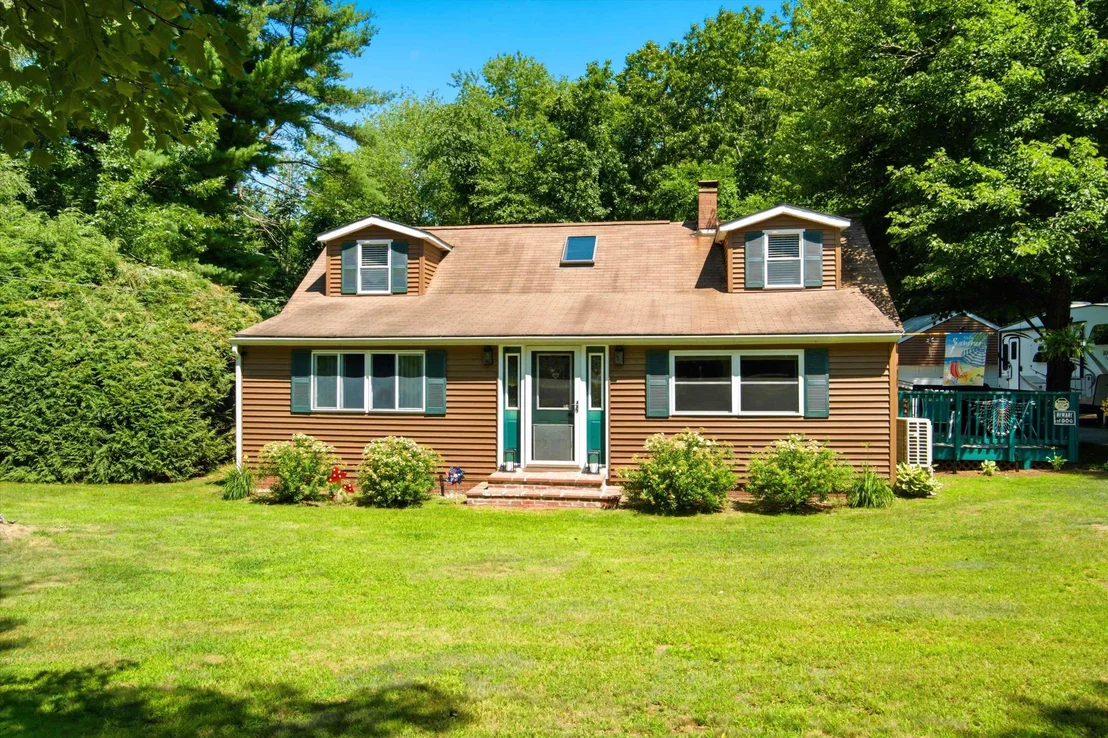 Photo of 30 Danis Park