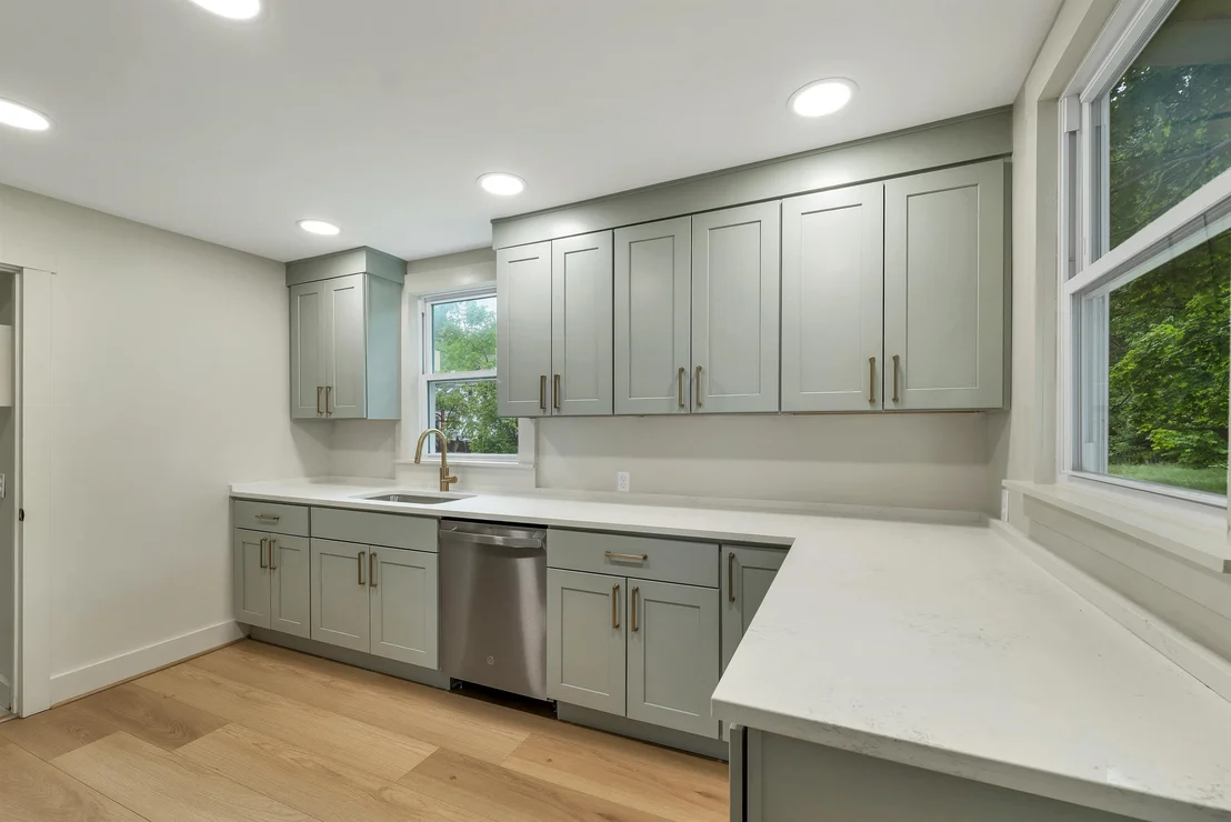 Photo of 33 Spruce