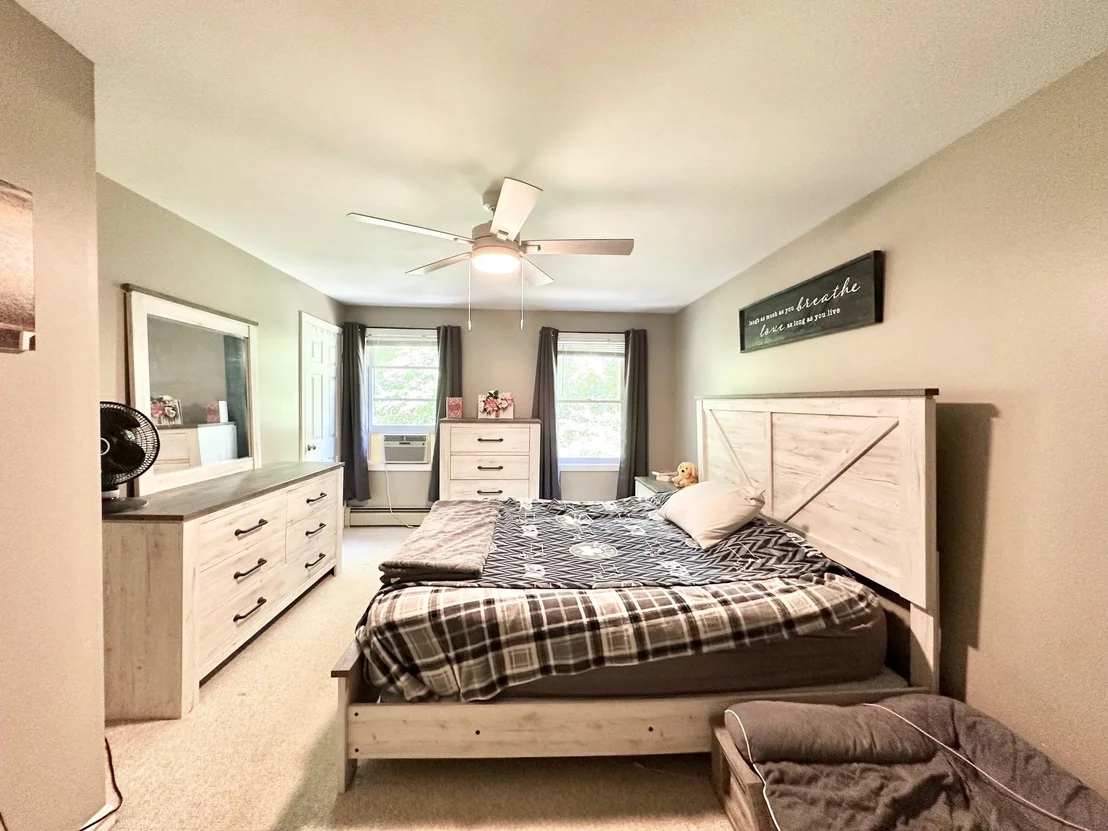 Photo of 533 Black Brook