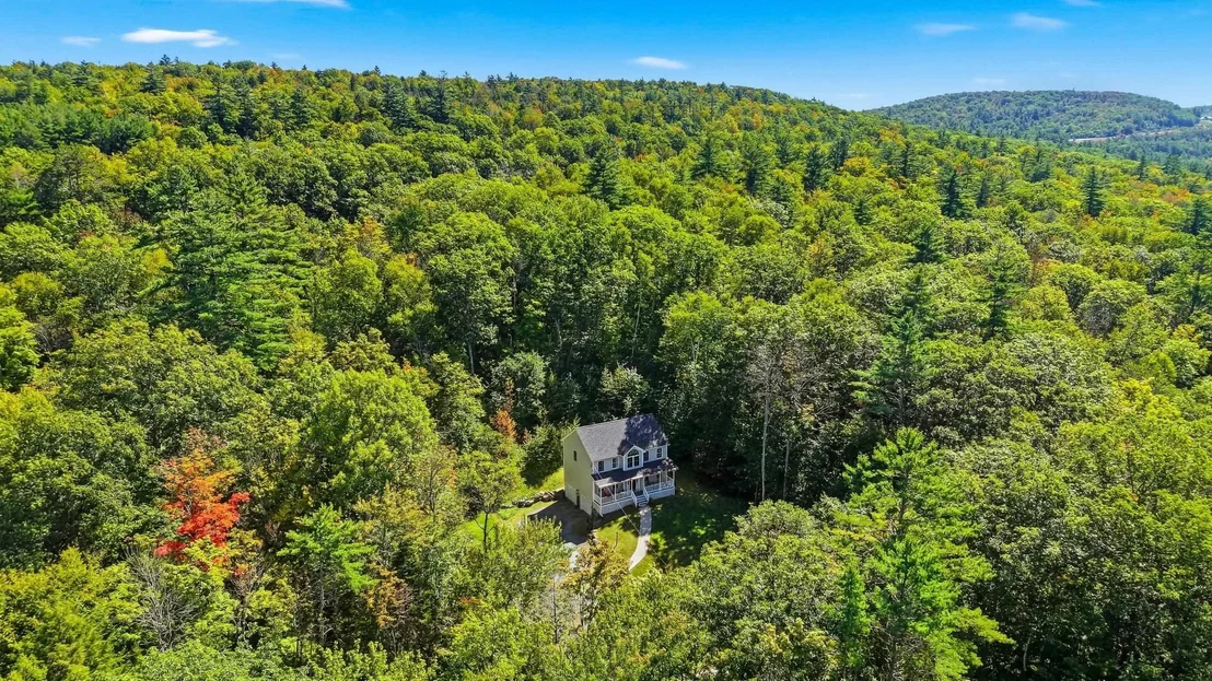 Photo of 298 Stocker Pond