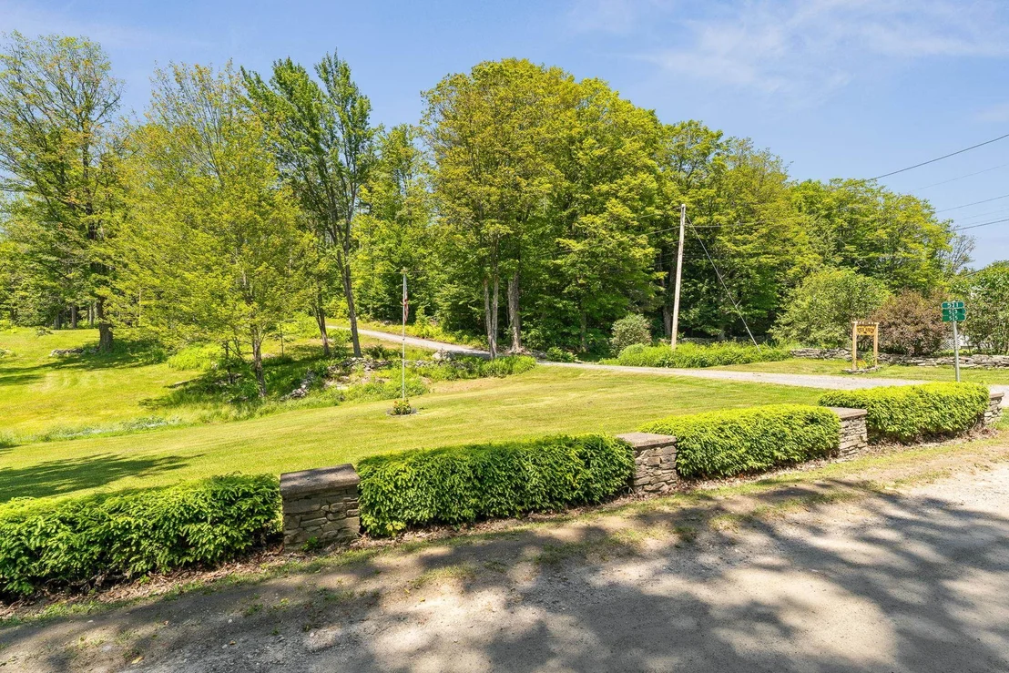 Photo of 515 Shattuck Hill