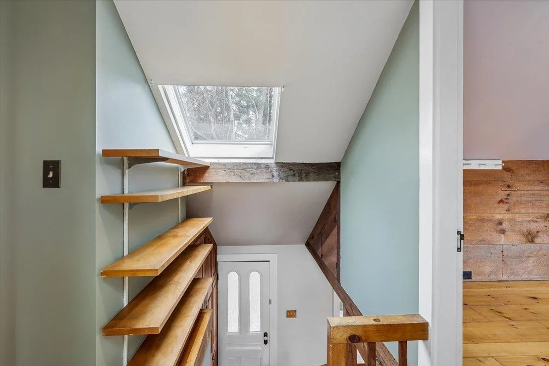 Photo of 2 Mack Hill