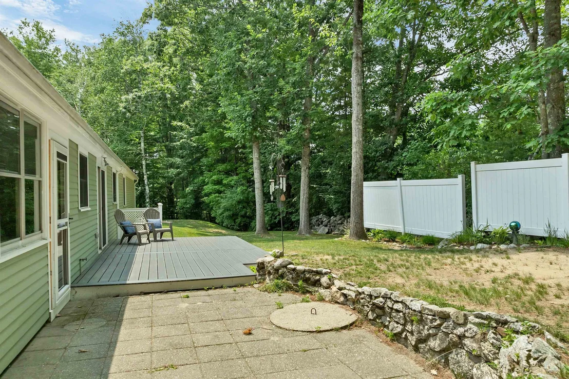 Photo of 3 Oak Knoll