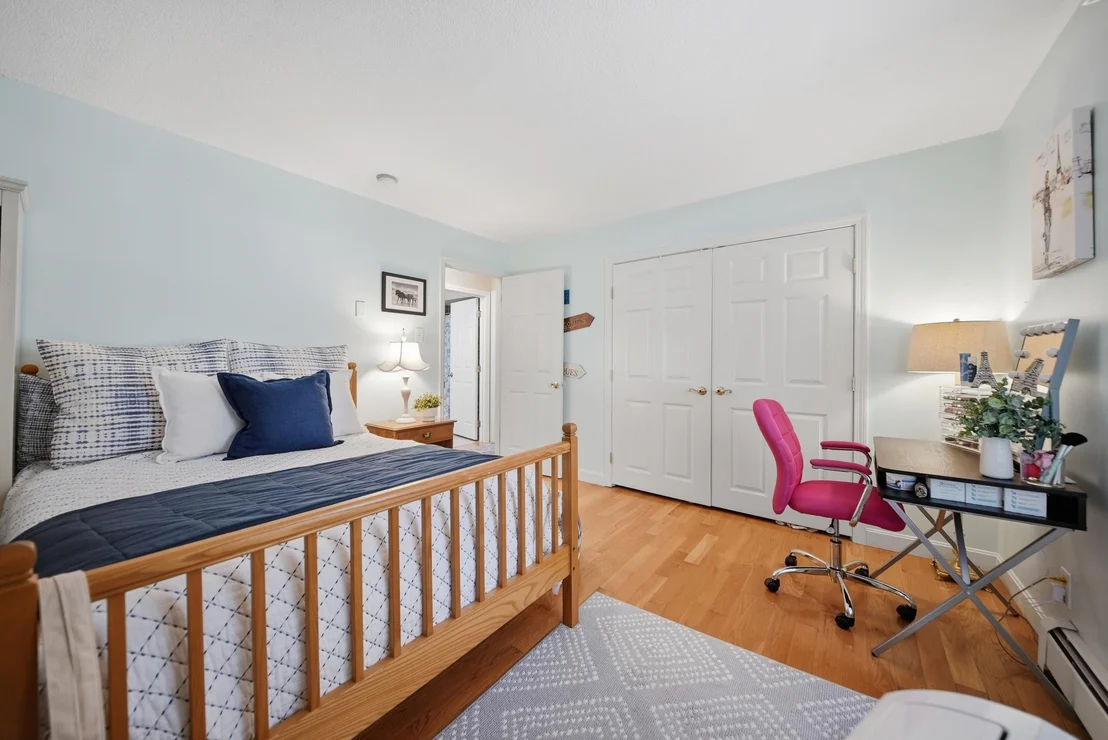 Photo of 451 Boston Post
