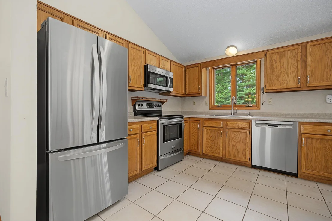 Photo of 17 Skylark
