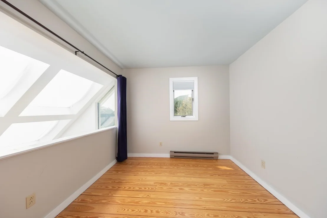 Photo of 2744 Danby Mountain