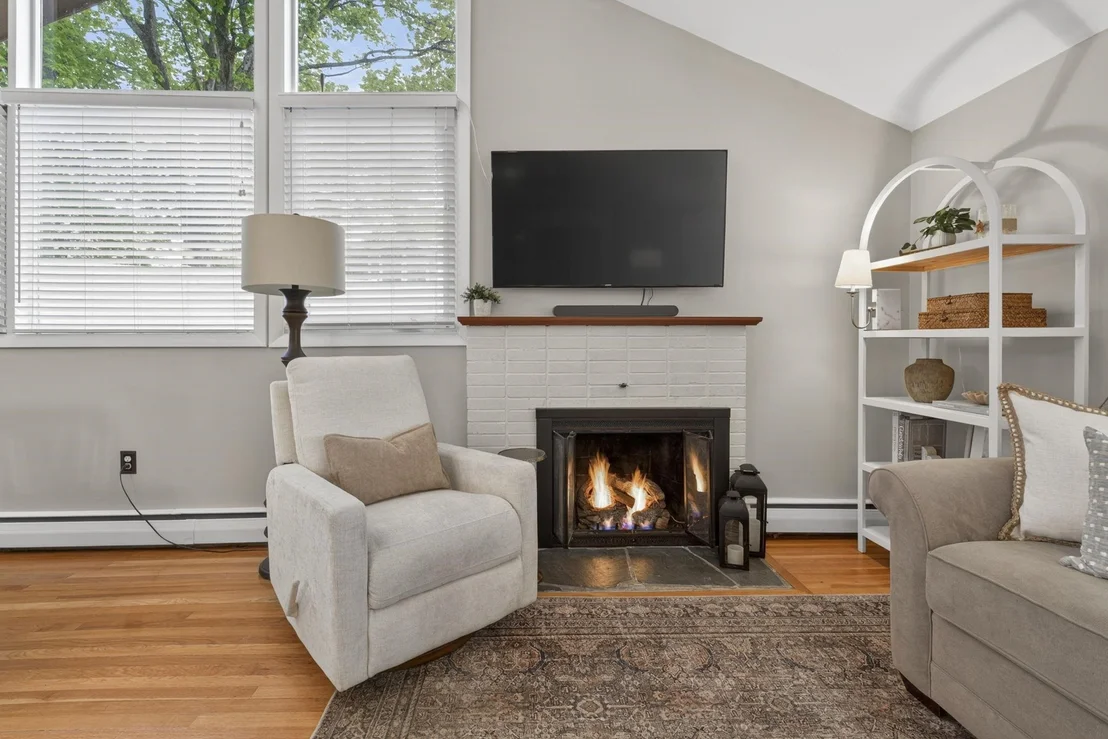 Photo of 130 Colgate