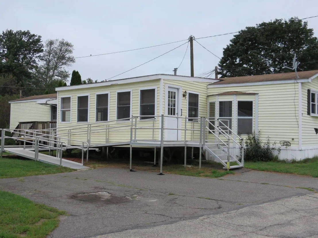 Photo of 29 Derlon