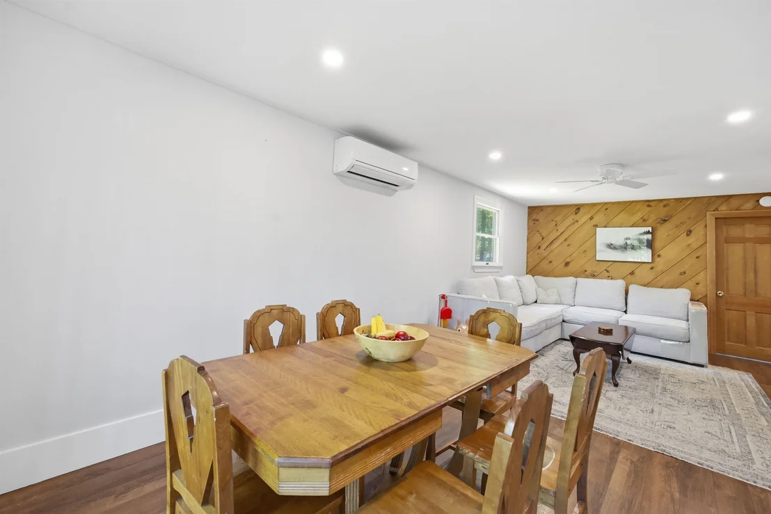 Photo of 48 Forest Hill