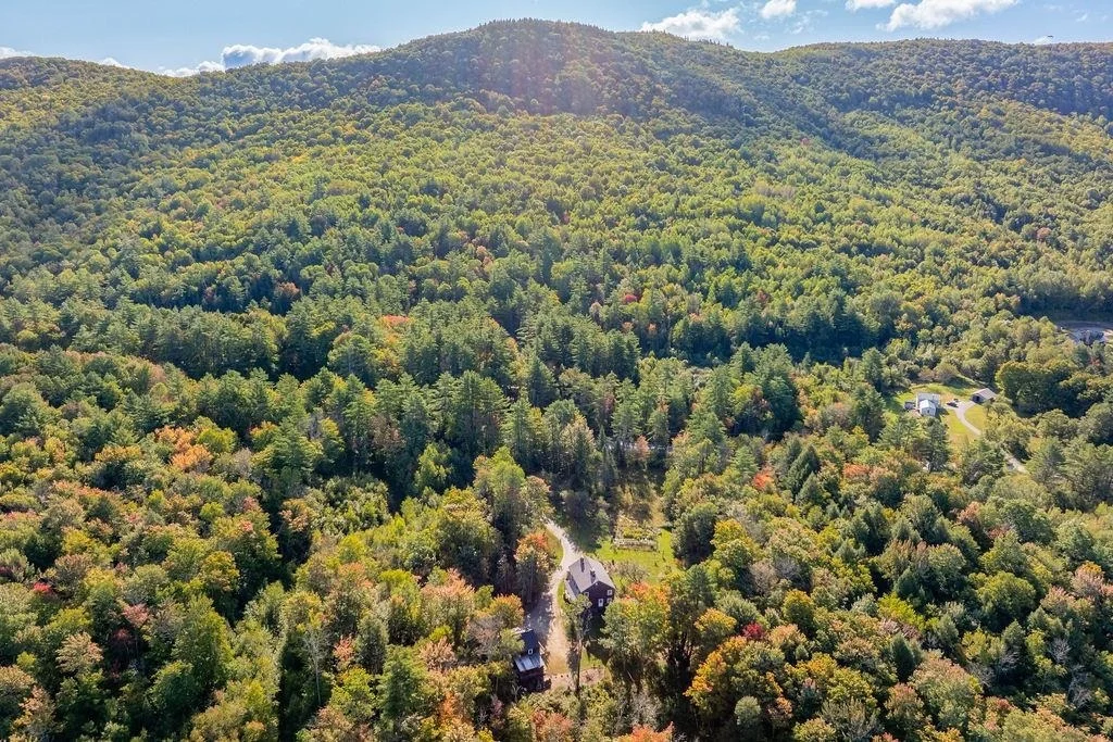 Photo of 2382 NH Route 118