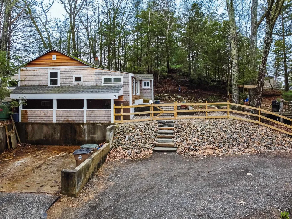 Photo of 21 Hemlock Heights