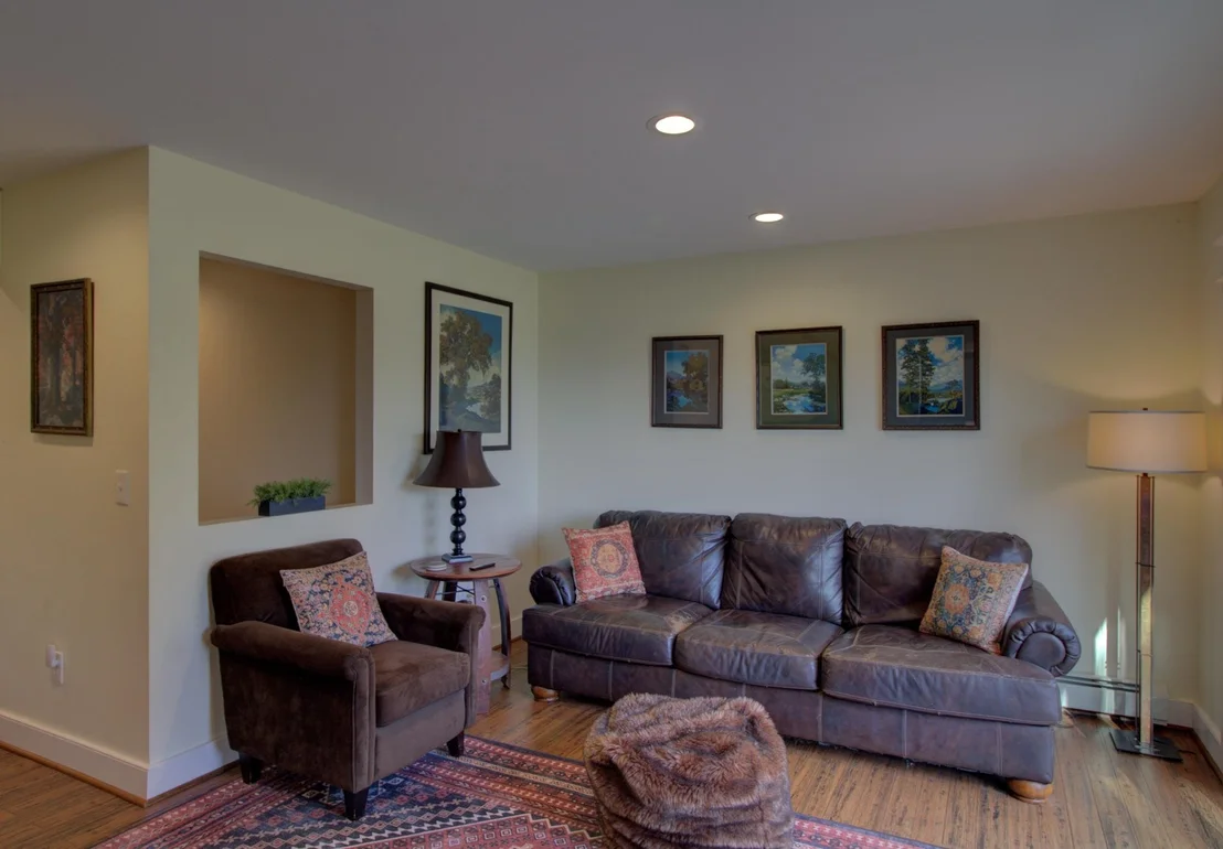 Photo of 9 Cedar