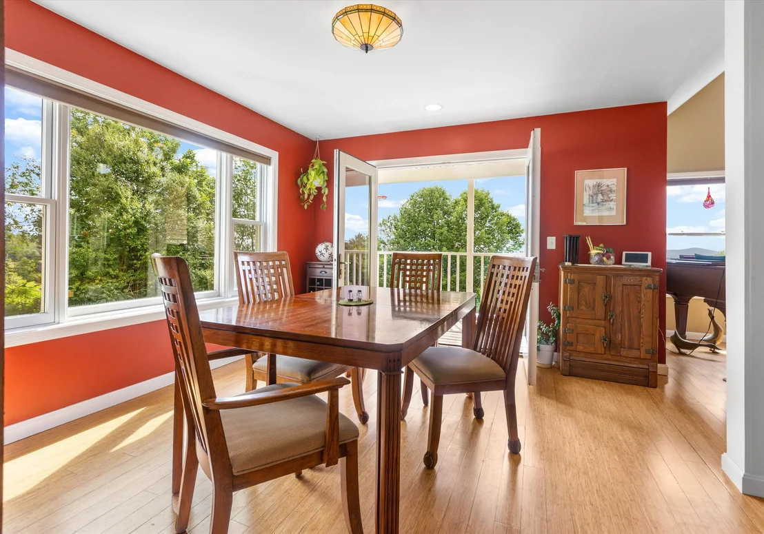 Photo of 408 Dubray