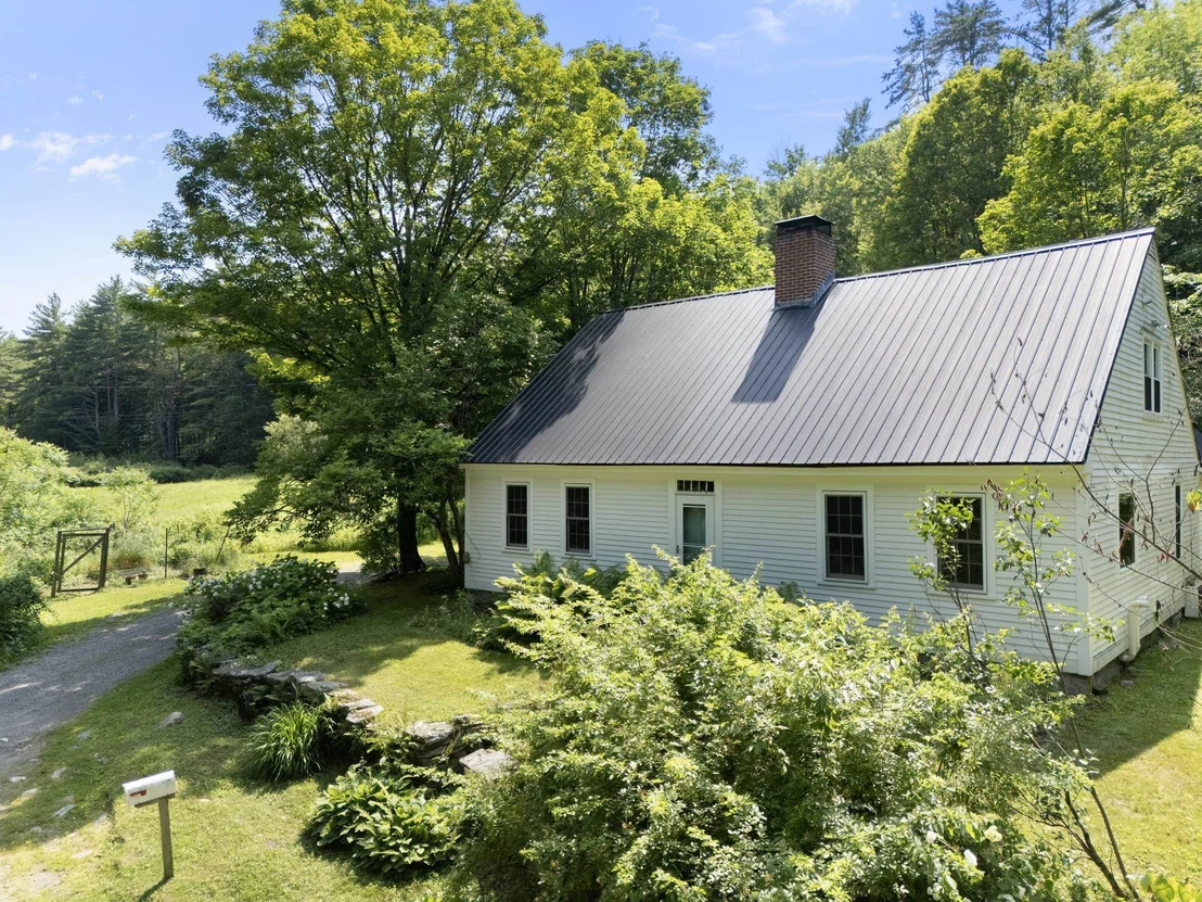 Photo of 85 Brown's