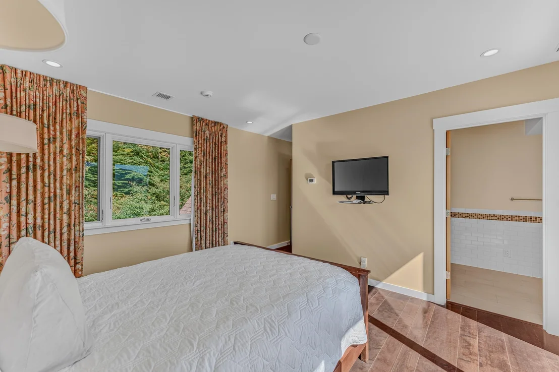 Photo of 209 Ledgewood