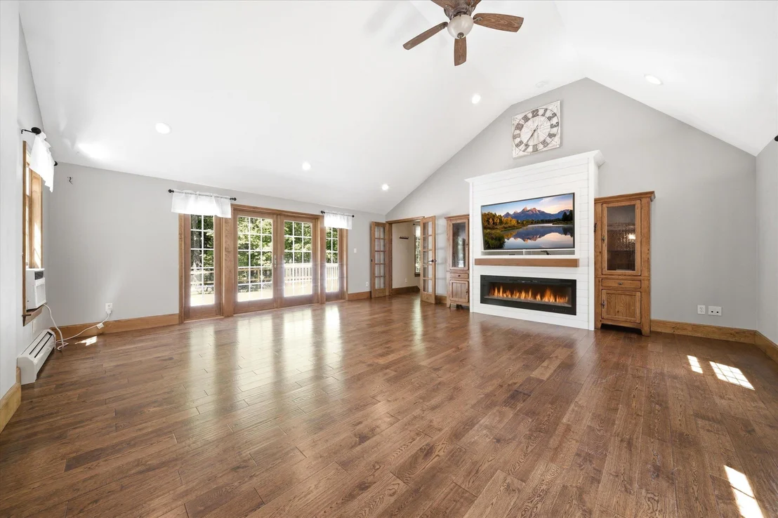 Photo of 302 Forest