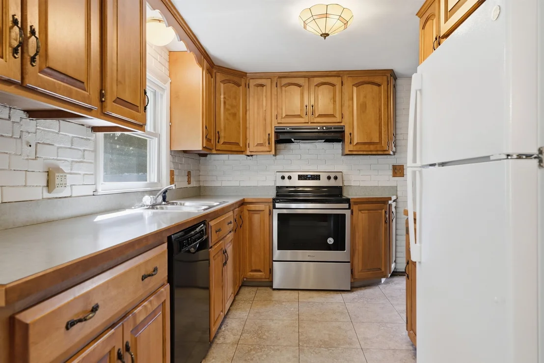 Photo of 32 Henderson