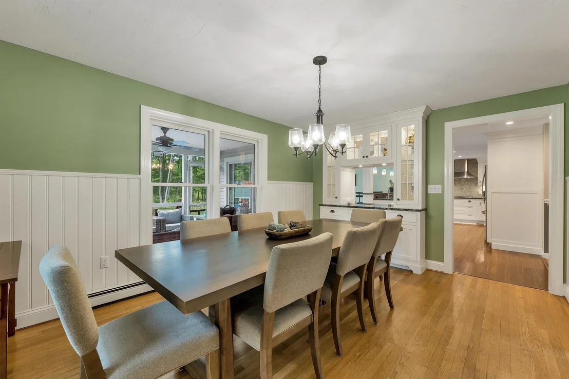 Photo of 27 Oakmont