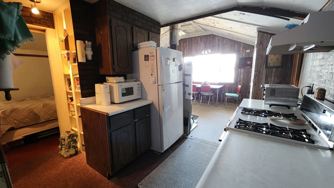 Photo of 36 Johnson