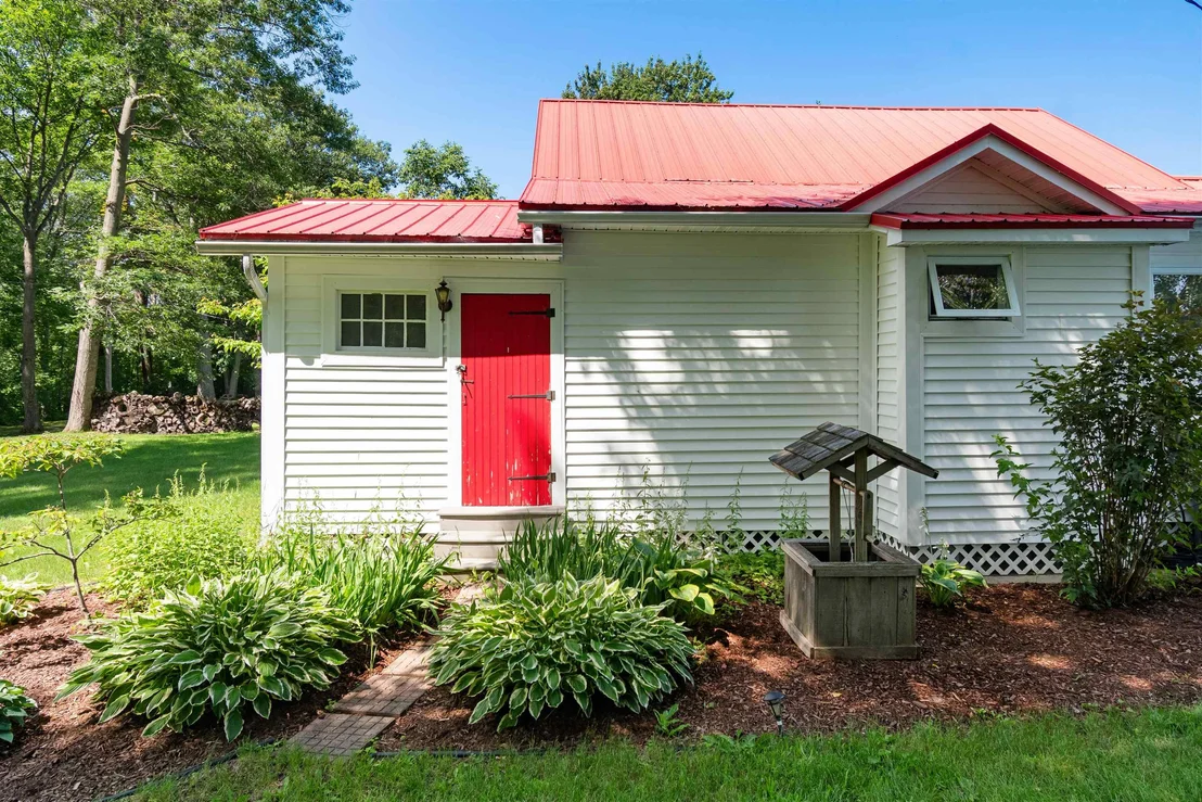 Photo of 43 Sandy Point