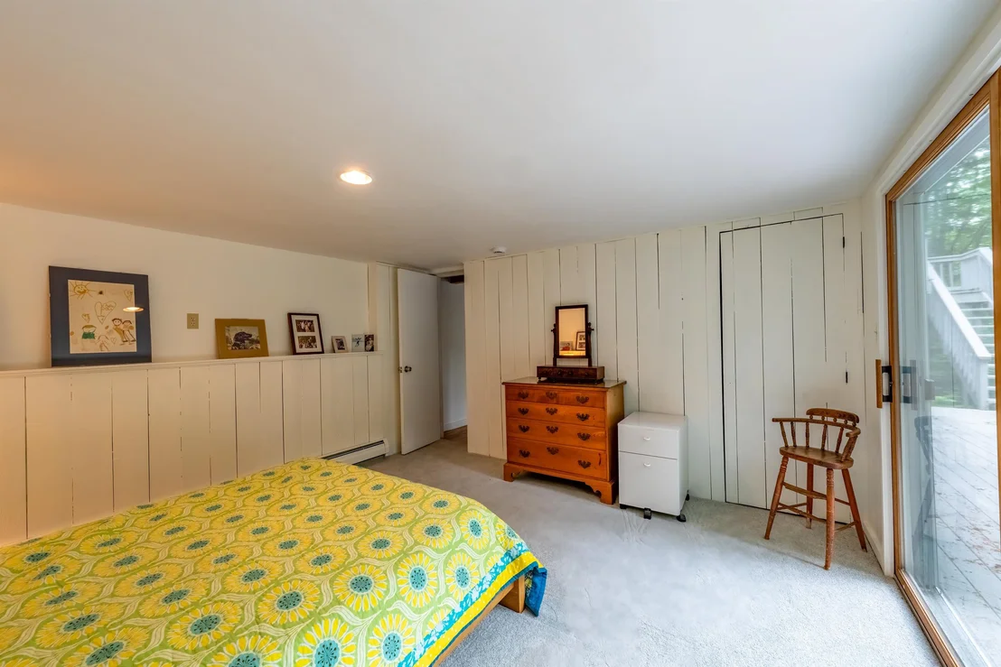 Photo of 477 Morgan