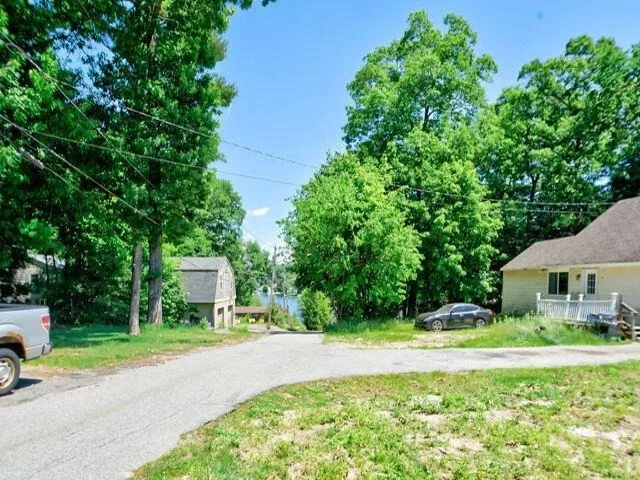Photo of 827 Nashua