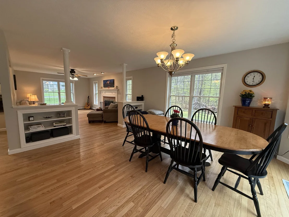 Photo of 28 Fieldstone