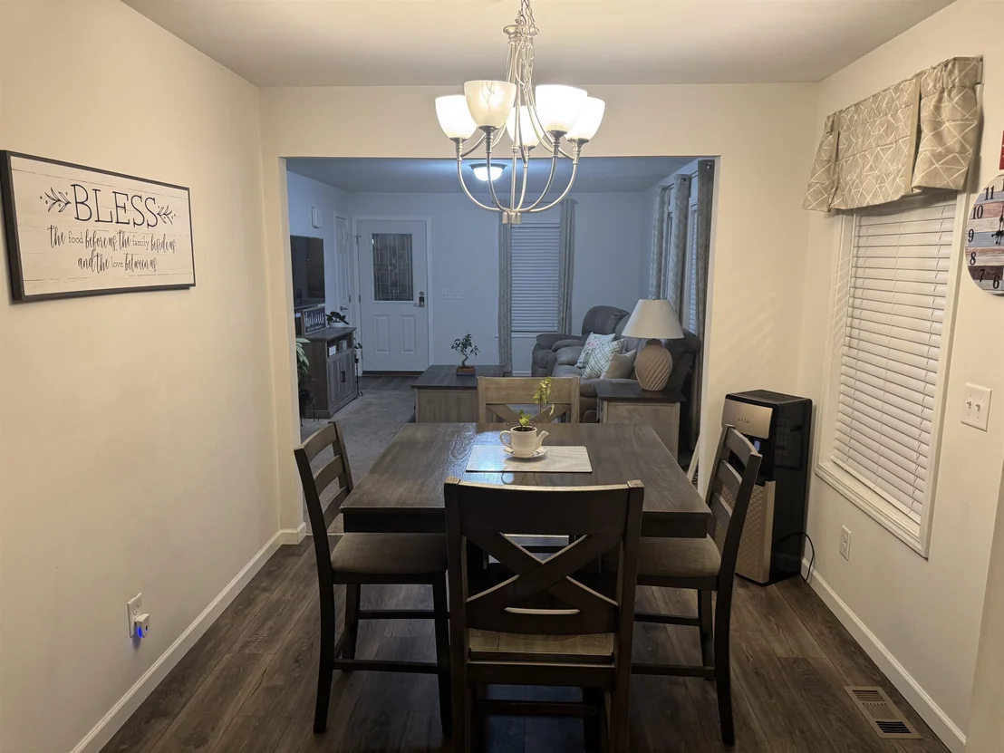 Photo of 4 Manorcrest