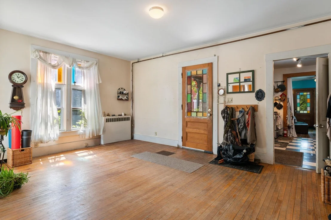 Photo of 7 Highland