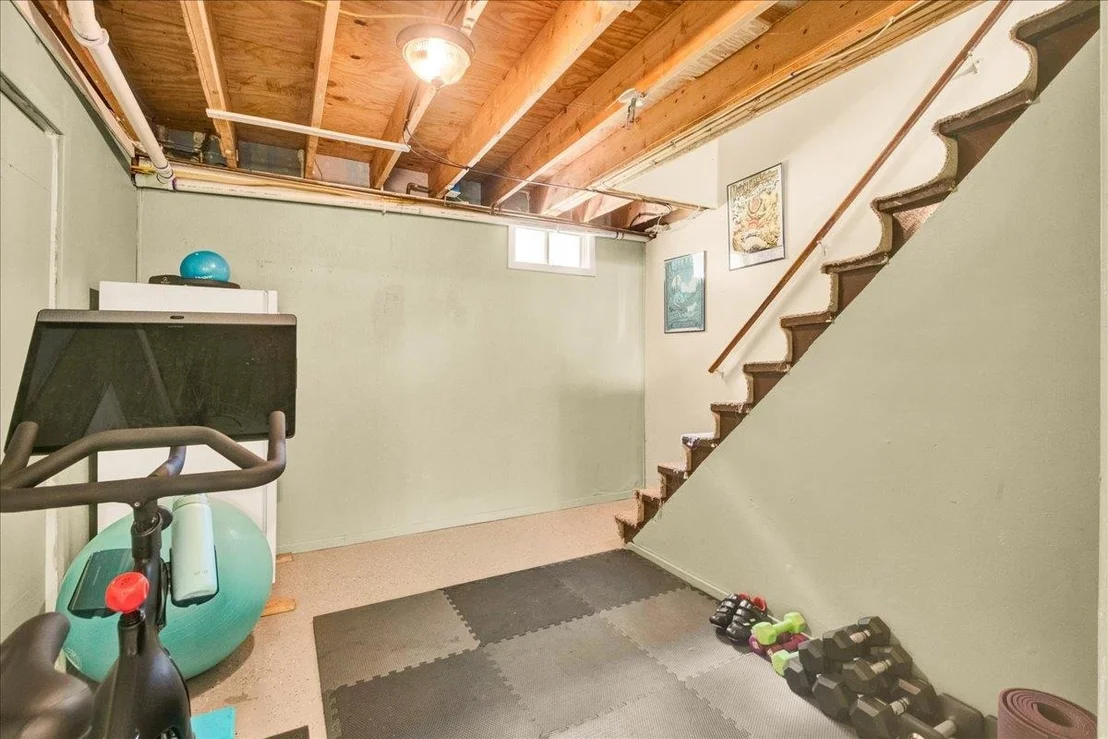 Photo of 63 Pine Hill