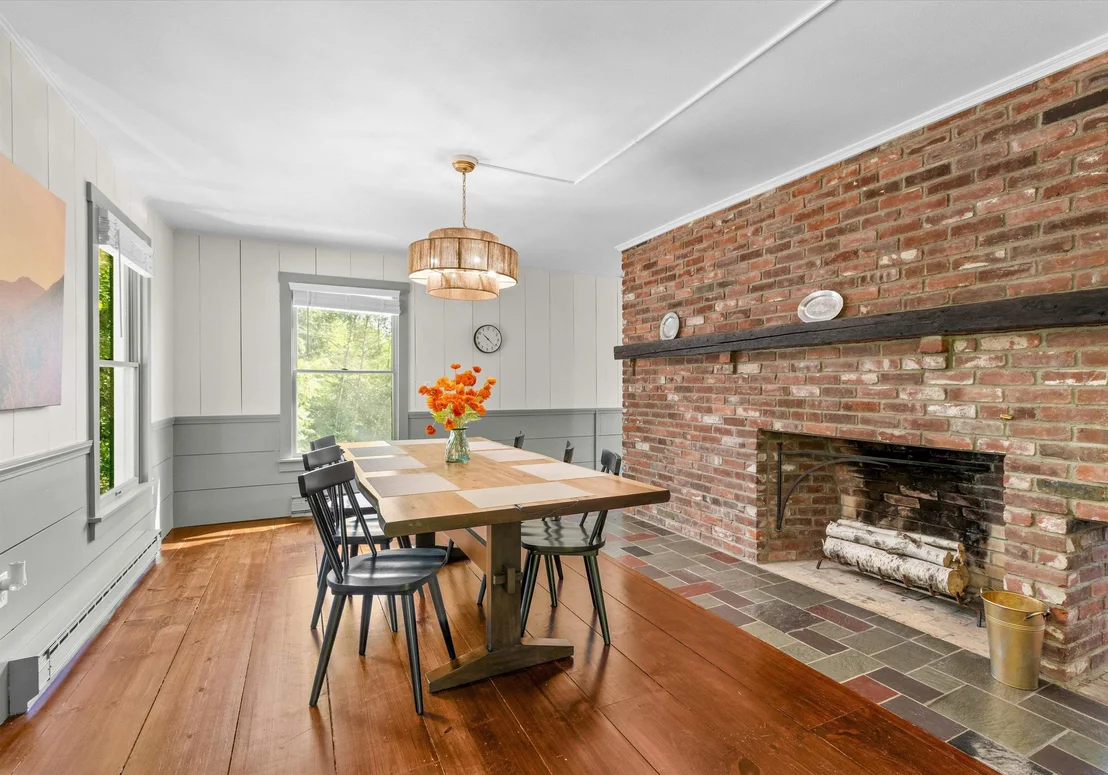 Photo of 470 Maple