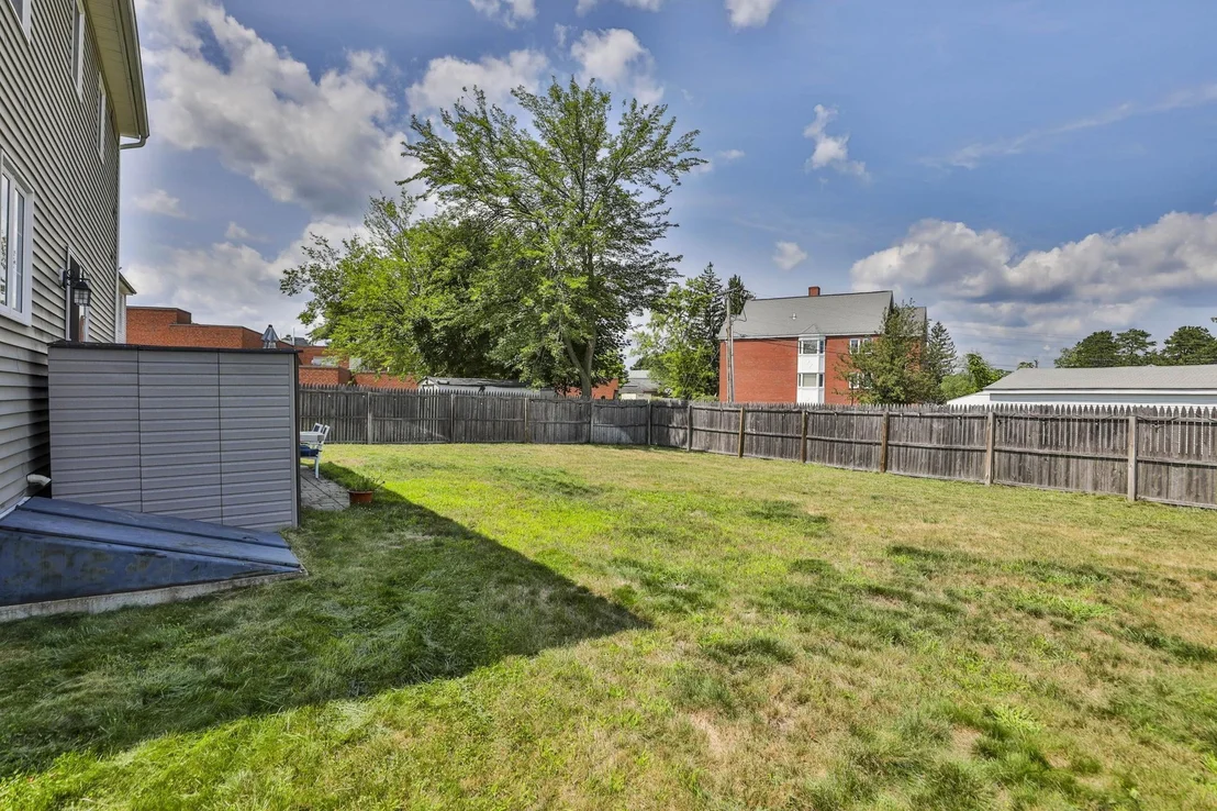 Photo of 5 Acton
