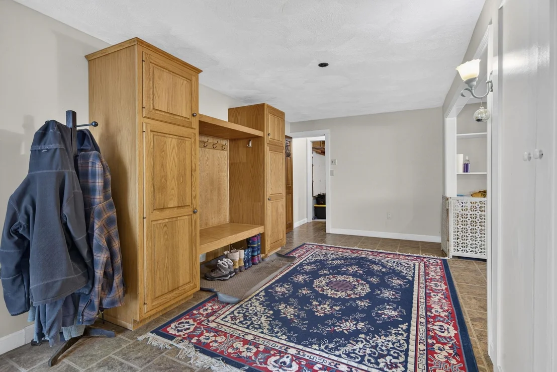 Photo of 28 Longview