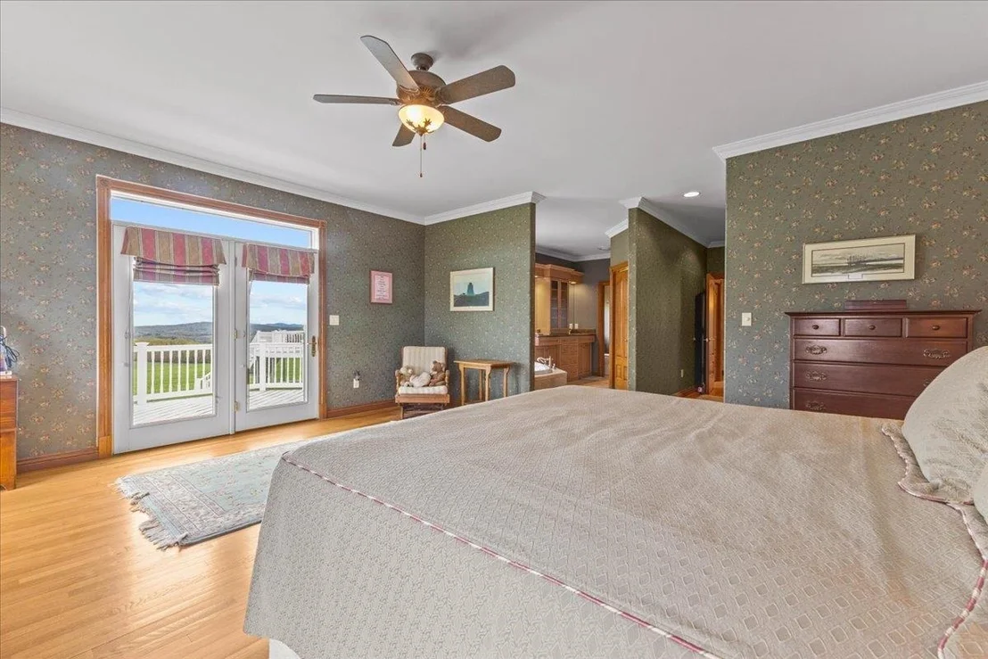 Photo of 1784 Nelson Hill
